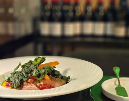 Рождественский сезон в Kolm Sibulat: новые блюда, уютная атмосфера и праздничные вечера